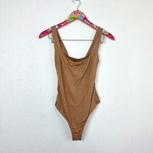 VICI bodysuit size S // 2795